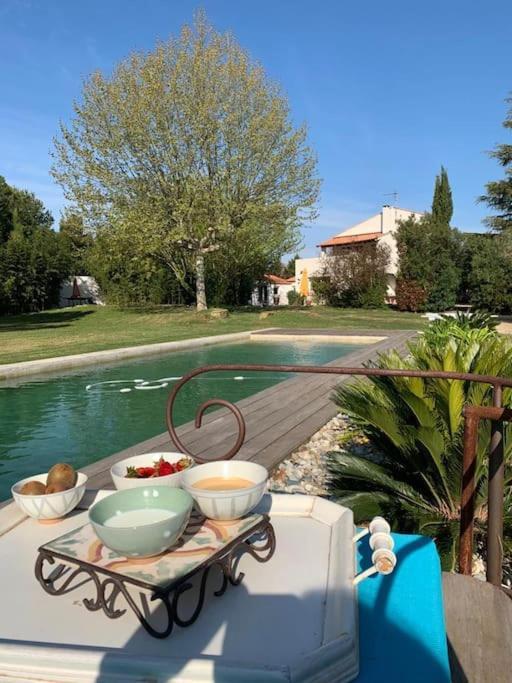 Petit Mas Calme Typique Du Sud ! Villa Valergues Eksteriør billede