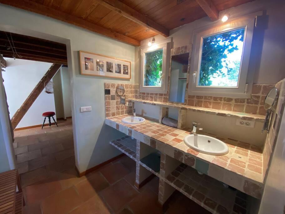 Petit Mas Calme Typique Du Sud ! Villa Valergues Eksteriør billede